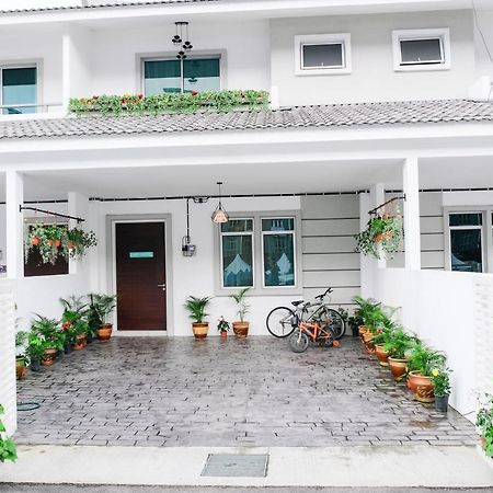 Comfy Sofy 21- Backyard Garden- Night Market Area Cameron Highlands Exterior photo