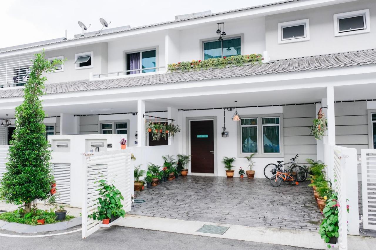 Comfy Sofy 21- Backyard Garden- Night Market Area Cameron Highlands Exterior photo